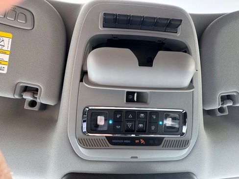 Used 2025 Ford F350 Lariat w/ Lariat Ultimate Package image 34