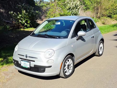 Used 2012 FIAT 500 Pop FWD image 1