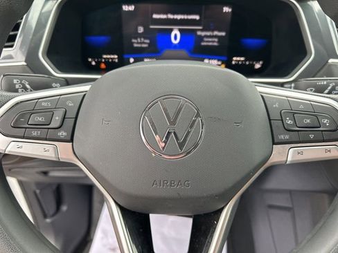 Certified 2022 Volkswagen Tiguan S image 27