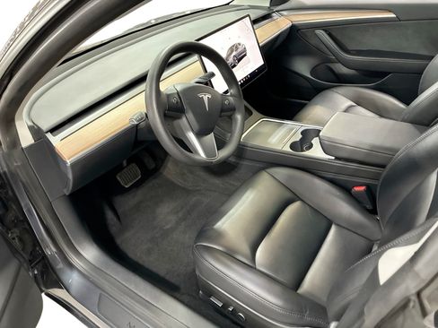 Certified 2023 Tesla Model 3 Standard Range RWD image 9