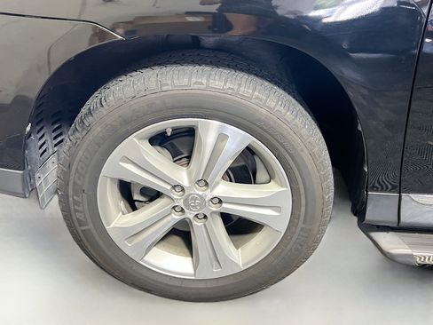 Used 2013 Toyota Highlander Limited image 13