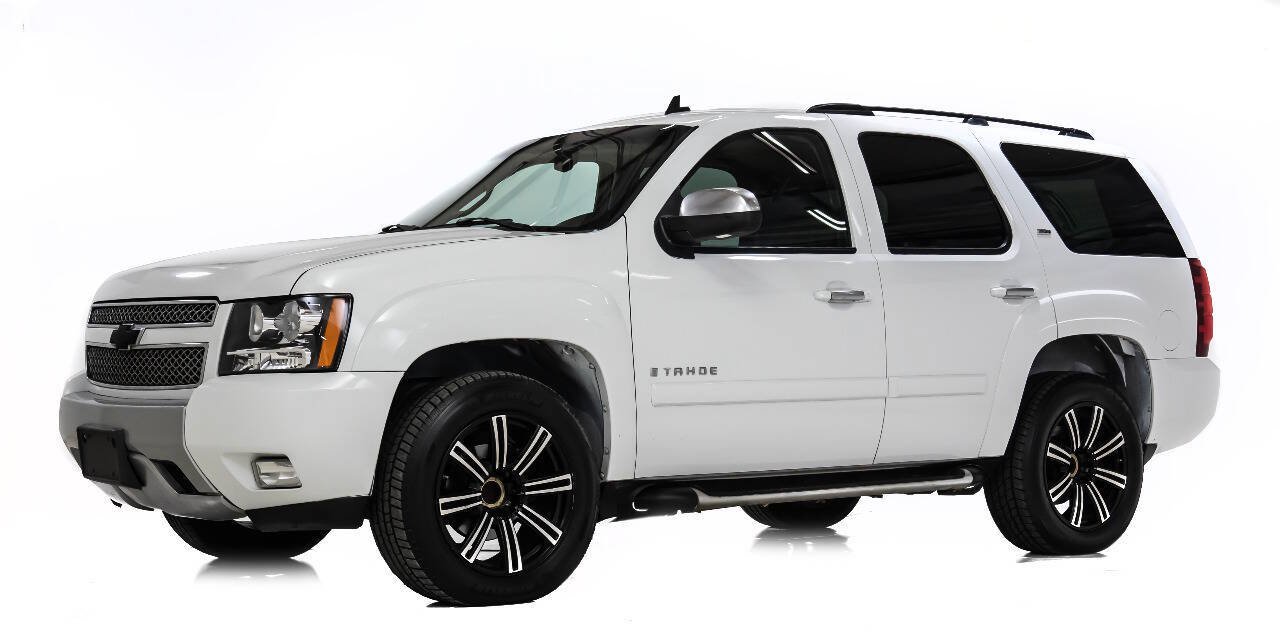 Used 2008 Chevrolet Tahoe LT RWD image 2