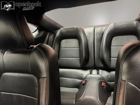 Used 2021 Ford Mustang Premium image 14