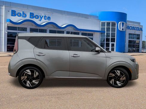 Used 2023 Kia Soul GT-Line image 6