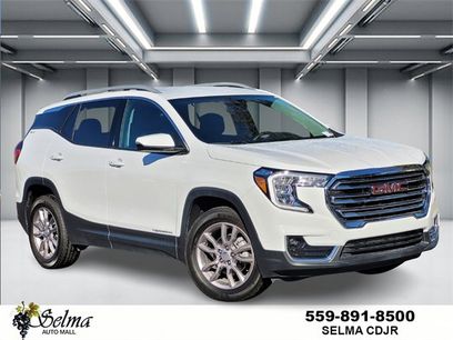 Used 2024 GMC Terrain SLT