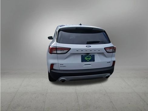 Used 2020 Ford Escape SE image 8