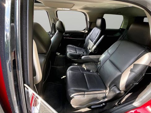 Used 2014 Cadillac Escalade Premium AWD/4WD image 23