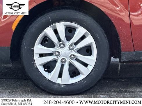 Used 2023 Kia Soul LX image 11