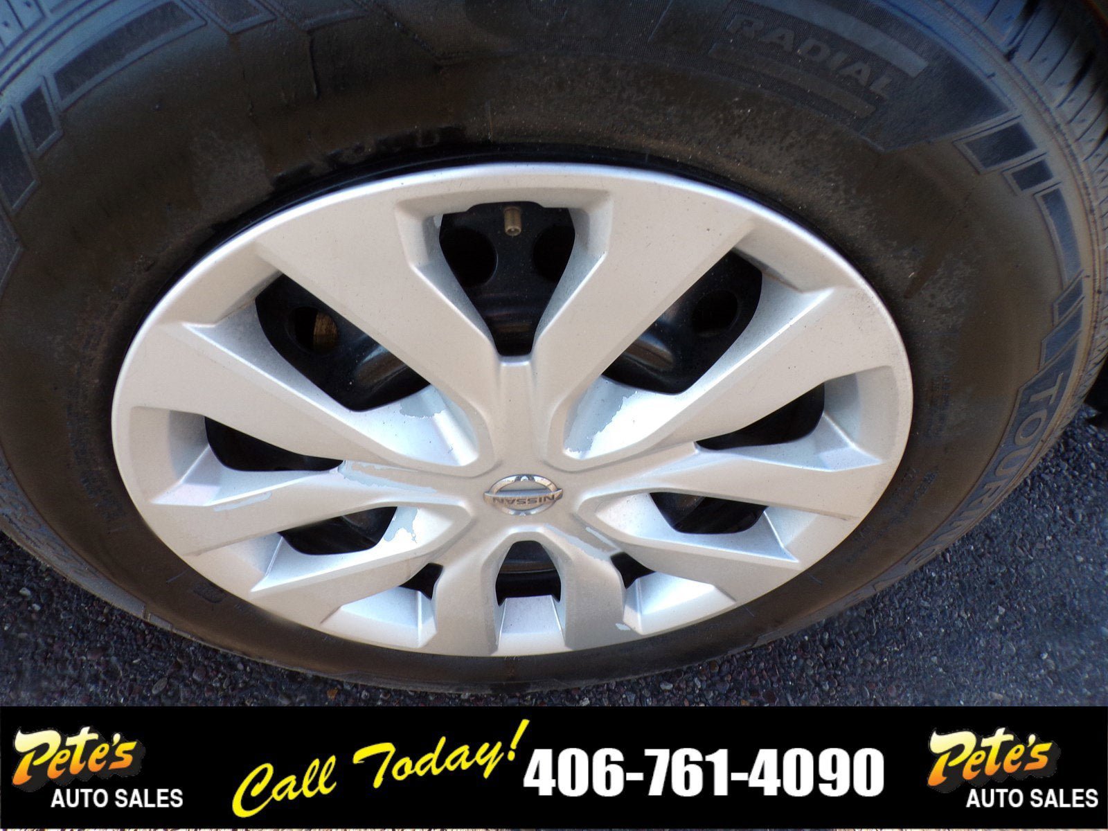 Used 2018 Nissan Rogue S AWD/4WD image 10