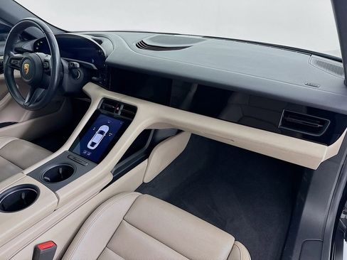 Certified 2021 Porsche Taycan RWD image 31