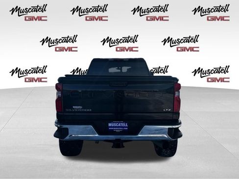 Used 2023 Chevrolet Silverado 2500 LTZ w/ Gooseneck/5TH Wheel Package AWD/4WD image 7