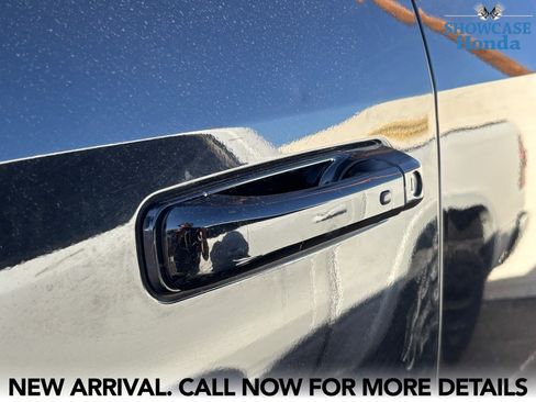 Used 2024 RAM 2500 Laramie w/ Night Edition image 11