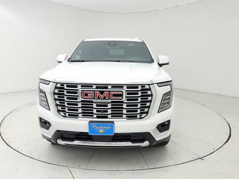 Certified 2025 GMC Yukon XL Denali AWD/4WD image 2
