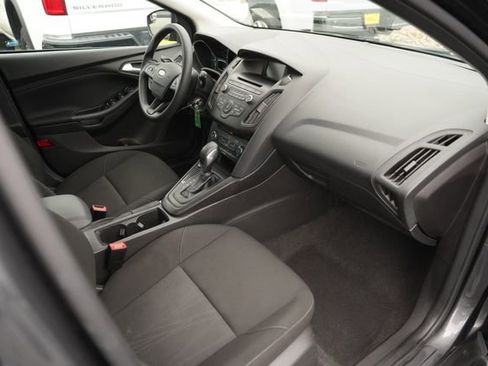 Used 2017 Ford Focus SE image 21
