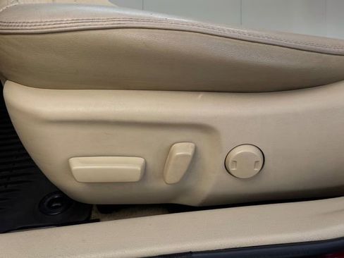 Used 2017 Toyota Camry XLE w/ Protection Package (Q2) image 14