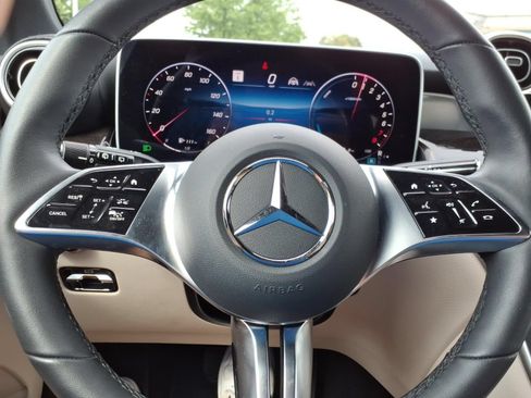 Certified 2025 Mercedes-Benz GLC 350e 4MATIC image 25