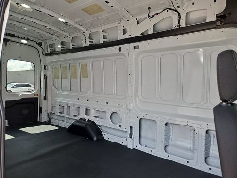 New 2026 Ford Transit 350 148 High Roof Extended RWD image 19