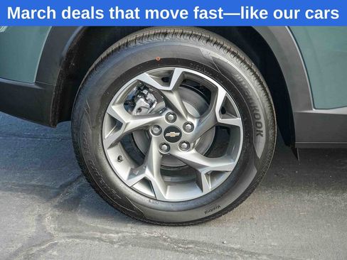 New 2026 Chevrolet Trax LT w/ Driver Confidence Package image 10