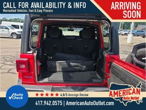 Used 2022 Jeep Wrangler Unlimited Sahara w/ Cold Weather Group AWD/4WD image 14
