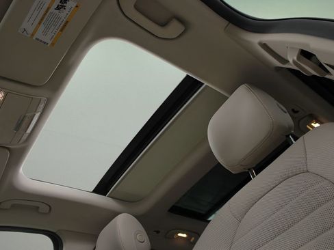 Used 2019 Mercedes-Benz GLC 300 image 35
