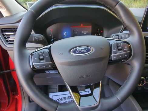 Used 2024 Ford Escape Active image 14