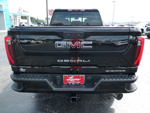 Certified 2025 GMC Sierra 3500 Denali Ultimate w/ LPO, GMC Protection Package AWD/4WD image 6
