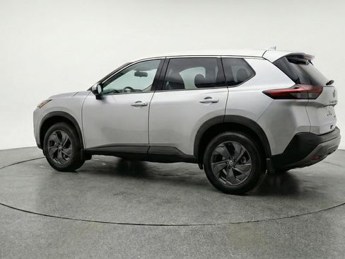 Used 2025 Nissan Rogue SV FWD image 6