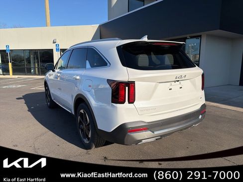 New 2026 Kia Sorento EX w/ EX Premium Package AWD/4WD image 8