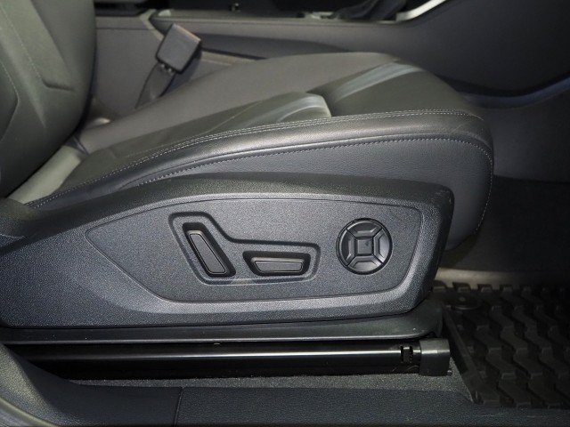 Used 2023 Audi Q3 2.0T Premium Plus w/ Premium Plus Package AWD/4WD image 65