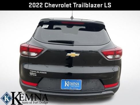 Used 2022 Chevrolet TrailBlazer LS image 4