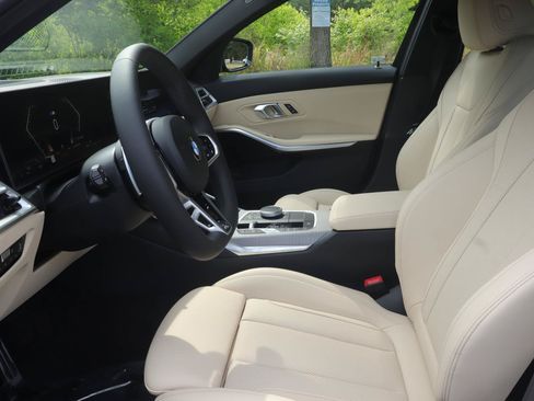 New 2026 BMW 330i Sedan w/ M Sport Package RWD image 11