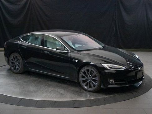 Used 2021 Tesla Model S Long Range AWD/4WD image 3