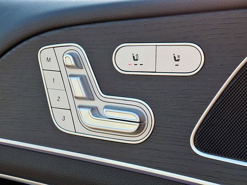 Used 2024 Mercedes-Benz GLE 350 4MATIC image 21