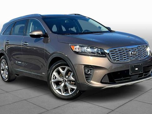 Used 2019 Kia Sorento EX image 2