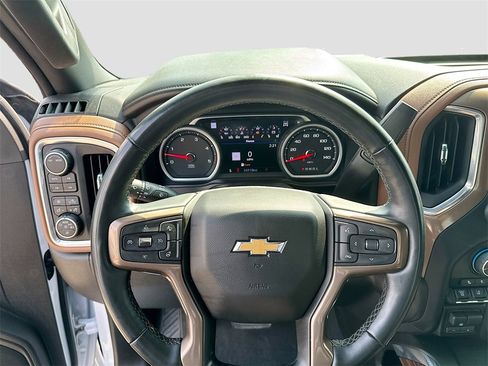 Used 2023 Chevrolet Silverado 2500 High Country w/ LPO, Hitch Package image 15