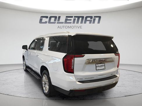 Used 2024 GMC Yukon XL SLT w/ SLT Luxury Package AWD/4WD image 3