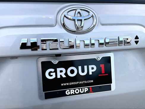 Used 2022 Toyota 4Runner SR5 image 29