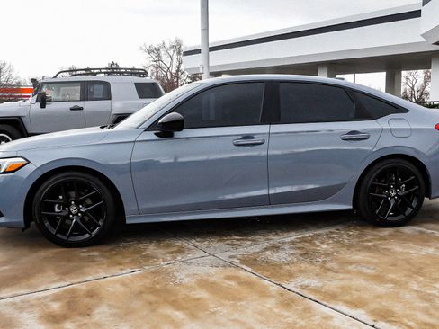 Used 2022 Honda Civic Sport image 5