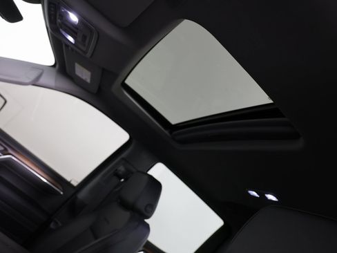 Certified 2024 GMC Sierra 1500 Denali image 14