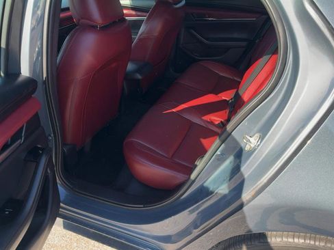 Used 2021 MAZDA MAZDA3 s FWD image 6
