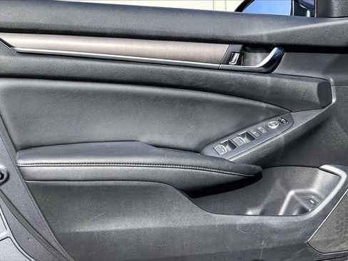 Used 2020 Honda Accord LX image 24