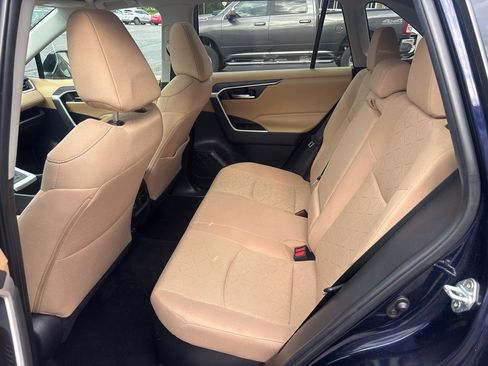 Used 2022 Toyota RAV4 XLE w/ Convenience Package AWD/4WD image 29