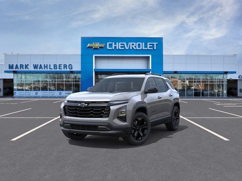 New 2026 Chevrolet Equinox LT w/ Convenience Package II FWD image 32