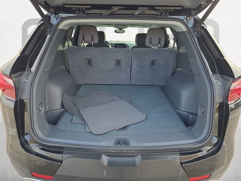 Used 2020 Chevrolet Blazer LT image 12