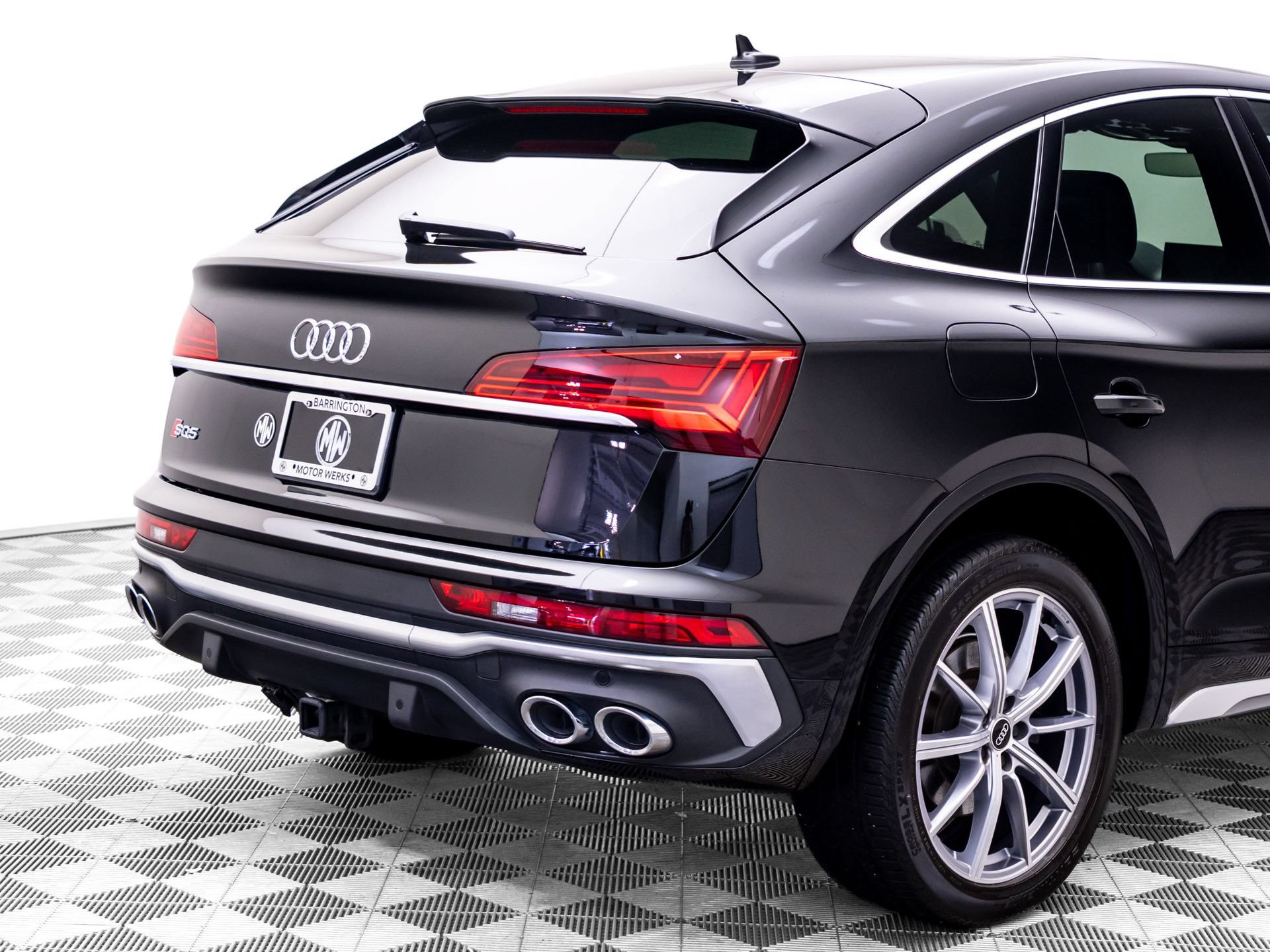 Used 2022 Audi SQ5 Premium Plus w/ Premium Plus Package AWD/4WD image 34