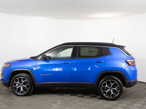 New 2026 Jeep Compass Limited image 12