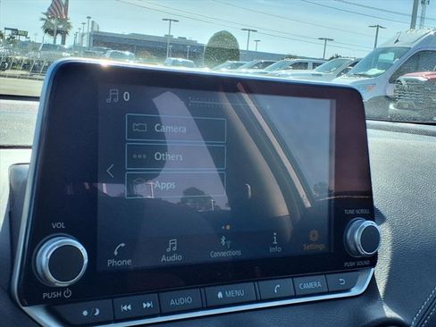 Used 2024 Nissan Sentra SV image 17