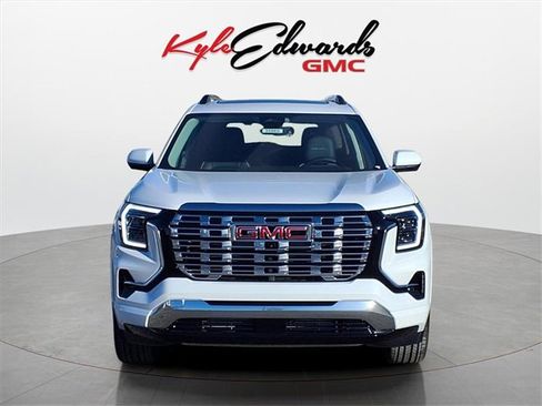 New 2026 GMC Terrain Denali image 2
