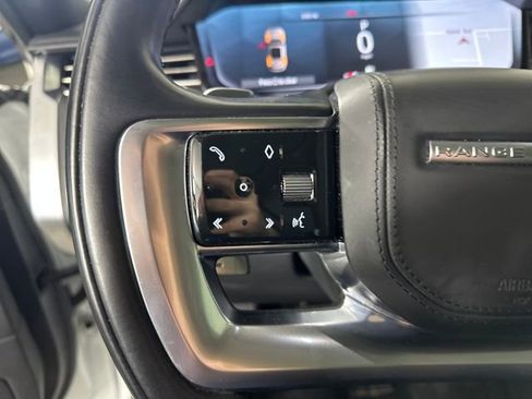 Used 2022 Land Rover Range Rover SE image 15