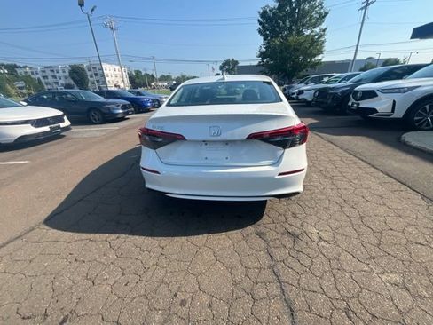 Used 2024 Honda Civic EX image 11